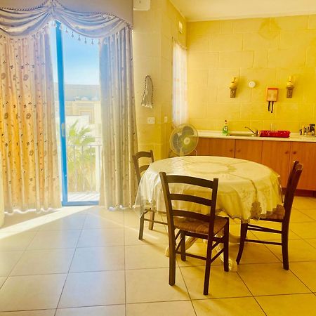 IX Xaluppa J6 Apartment Għajnsielem Eksteriør bilde